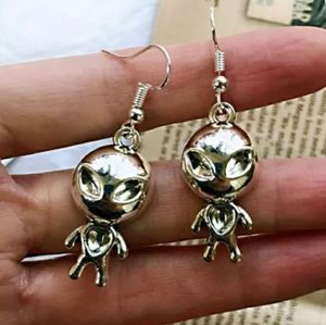 🎃 Alien Earrings 🎃